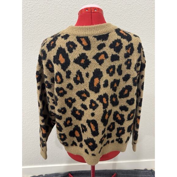 Leopard Print Sweater Tan Brown Orange Animal Print Pattern Pullover - Picture 2 of 5